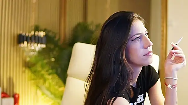 KeylaBlair online show from March 15, 7:31 am