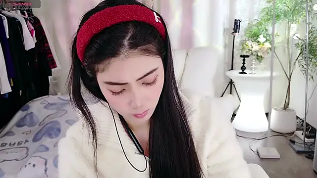 miaomiao-777 online show from September 23, 1:30 am