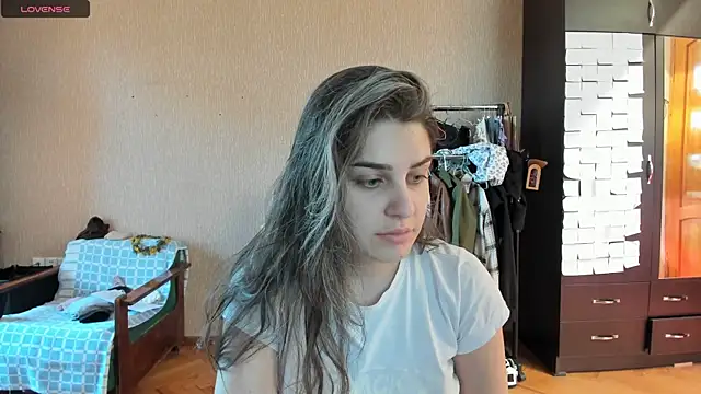  Roselina  online show from May 20, 8:20 am