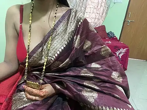 Sandhya lovely online show from February 18, 8:10 am