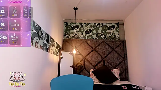 Clarise Allen online show from April 13, 8:47 pm