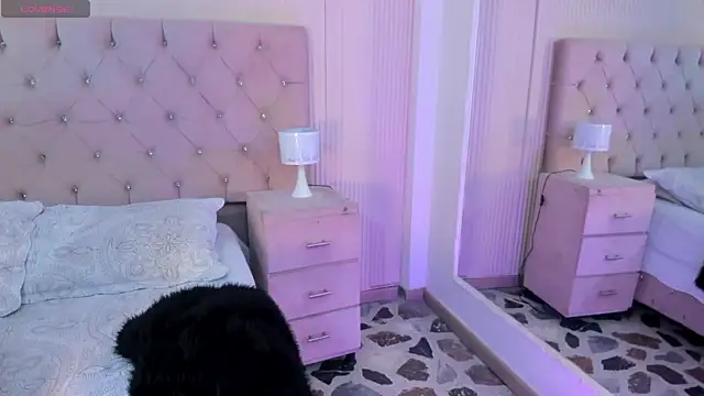 MattThompsonn online show from October 2, 9:33 pm