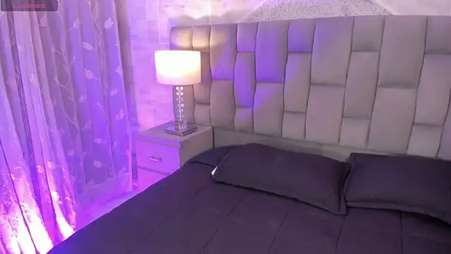 MattThompsonn online show from April 10, 7:02 am