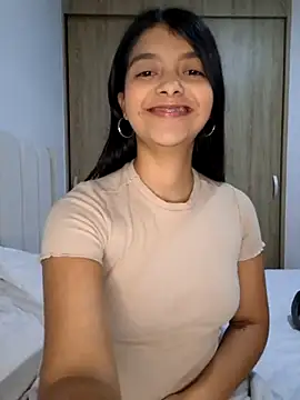 IslaBlaze online show from November 15, 1:18 pm