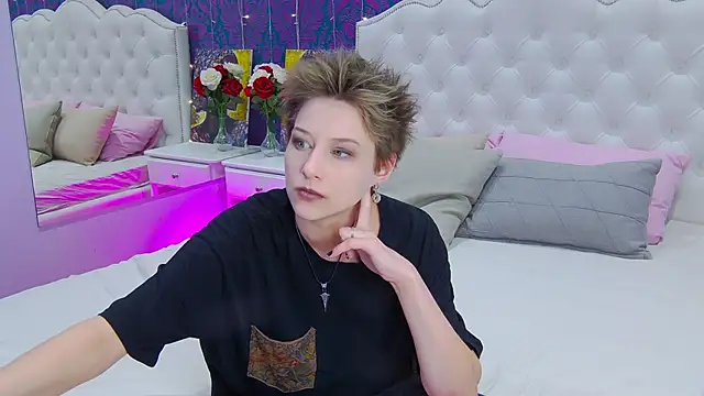 via mayer  online show from March 4, 6:29 pm