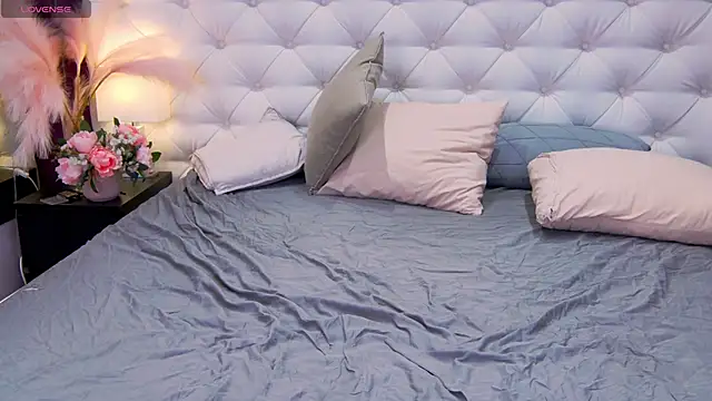 via mayer  online show from September 24, 9:40 pm