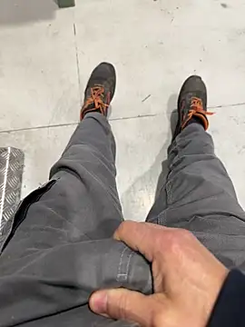 Snapshot of sempreilmio2 chatting on March 18, 11:41 am sempreilmio2 online show from March 18, 11:41 am