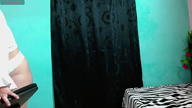 Atlanta Beautiful online show from February 12, 10:15 pm