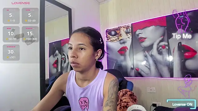 Miss sparkle00 online show from February 13, 7:54 pm