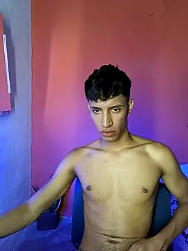 Snapshot of matteo_rivas chatting on March 8, 4:12 am matteo rivas online show from March 8, 4:12 am