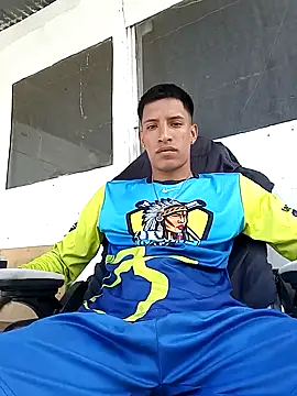 Snapshot of matteo_rivas chatting on September 23, 6:11 pm matteo rivas online show from September 23, 6:11 pm