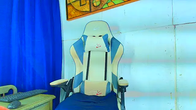 Snapshot of matteo_rivas chatting on October 23, 10:08 pm matteo rivas online show from October 23, 10:08 pm