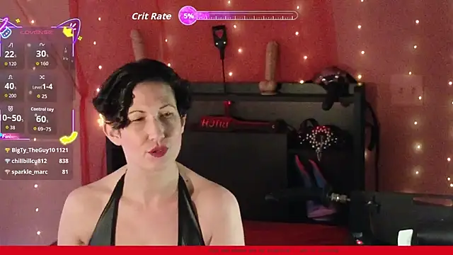 Snapshot of MistressVeritasX chatting on November 6, 9:26 pm MistressVeritasX online show from November 6, 9:26 pm
