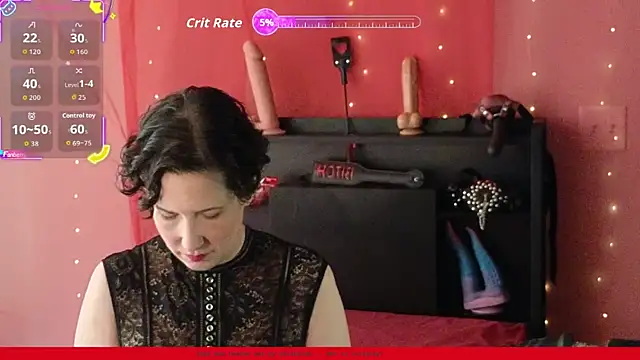 Snapshot of MistressVeritasX chatting on November 18, 8:13 pm MistressVeritasX online show from November 18, 8:13 pm