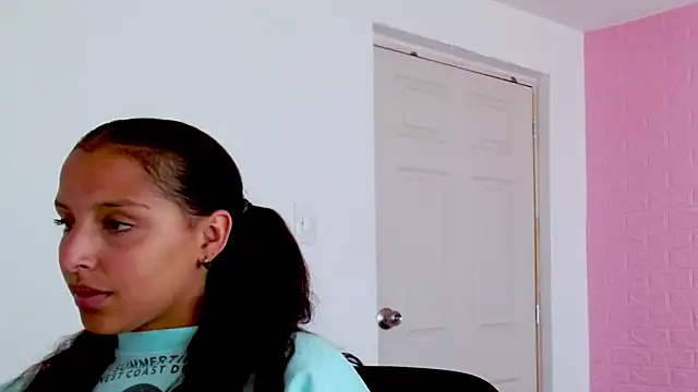 Snapshot of DULCE1609 chatting on January 21, 9:57 pm DULCE1609 online show from January 21, 9:57 pm