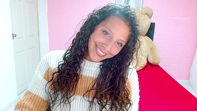 Snapshot of DULCE1609 chatting on March 5, 10:10 pm DULCE1609 online show from March 5, 10:10 pm