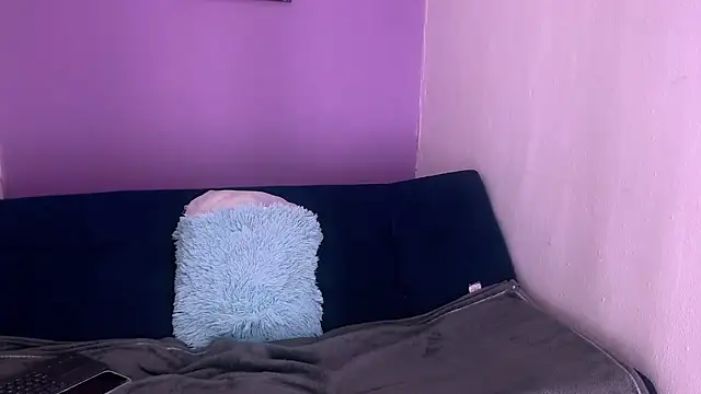 alana lara online show from February 22, 2:50 am