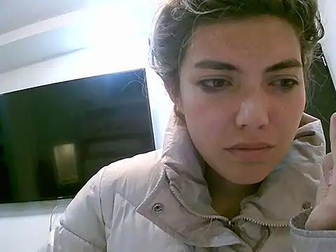 Snapshot of VittoriaTaylor chatting on April 17, 4:54 pm VittoriaTaylor online show from April 17, 4:54 pm