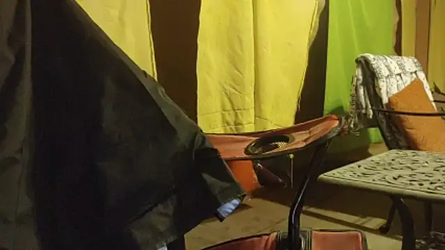 bwcbeat83 online show from January 15, 1:43 am