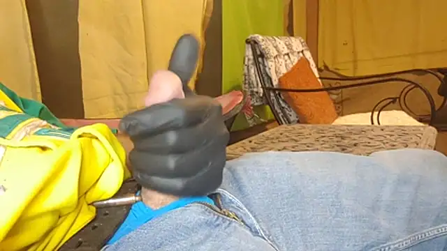 bwcbeat83 online show from January 16, 2:26 am