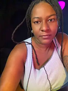 Snapshot of xoxoHotCoCo chatting on June 24, 12:48 pm xoxoHotCoCo online show from June 24, 12:48 pm