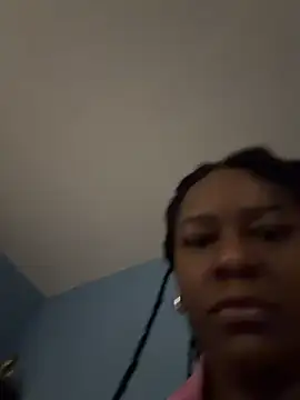 Snapshot of xoxoHotCoCo chatting on July 6, 12:57 pm xoxoHotCoCo online show from July 6, 12:57 pm