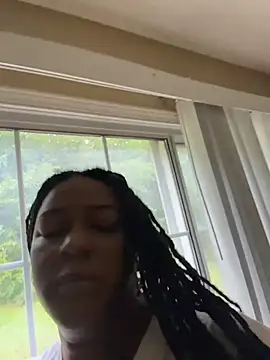 Snapshot of xoxoHotCoCo chatting on July 25, 12:47 pm xoxoHotCoCo online show from July 25, 12:47 pm