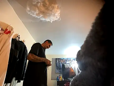 hornycouple818 online show from November 23, 10:37 am