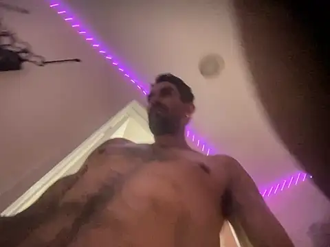 hornycouple818 online show from December 5, 12:36 pm