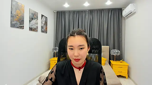 AnnaReyla online show from February 19, 4:44 pm