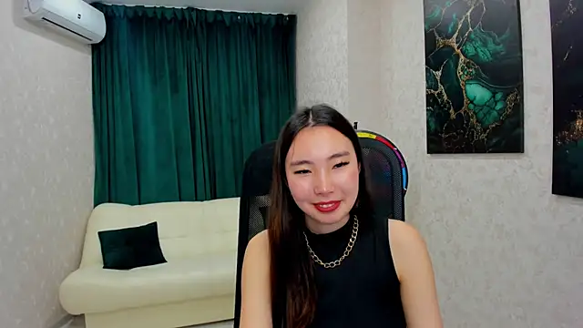 AnnaReyla online show from March 12, 2:12 pm