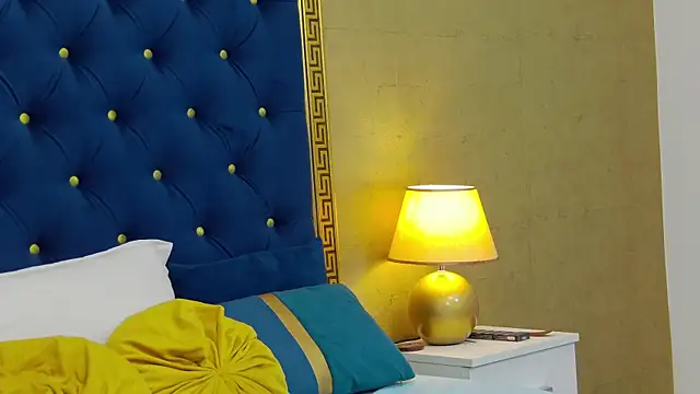 Annabellerise online show from March 7, 9:17 pm