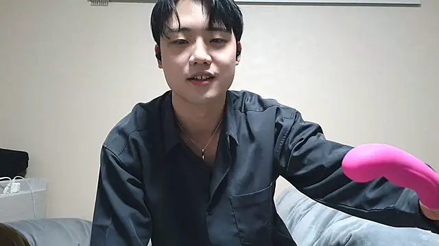 Snapshot of nunnun00 chatting on February 14, 10:49 am nunnun00 online show from February 14, 10:49 am