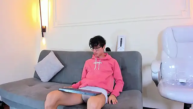 Cum hunters online show from January 8, 3:20 am