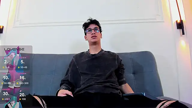 Cum hunters online show from March 30, 3:18 am