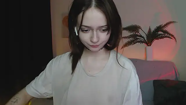 miuri miy online show from February 8, 10:19 pm