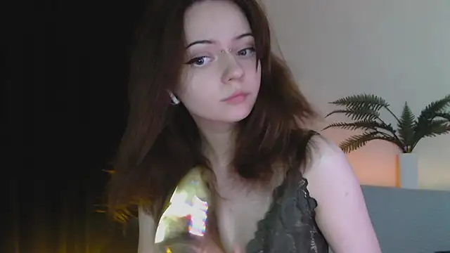 miuri miy online show from February 9, 7:30 pm