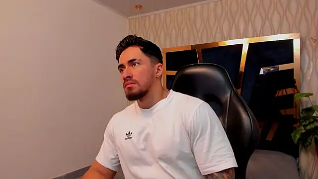 Brad Summer online show from December 4, 5:10 pm