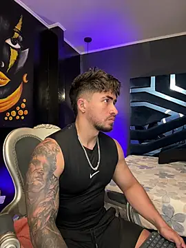 Brad Summer online show from March 25, 11:44 pm