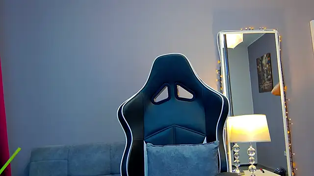 Snapshot of Eva_Lovvia_ chatting on March 7, 4:46 am Eva Lovvia  online show from March 7, 4:46 am