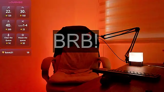 Snapshot of Fraannco chatting on February 18, 9:20 pm Fraannco online show from February 18, 9:20 pm