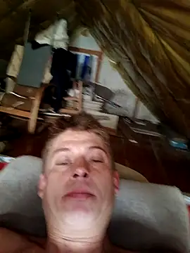 Snapshot of EngagingEvidence25 chatting on October 16, 4:41 pm EngagingEvidence25 online show from October 16, 4:41 pm