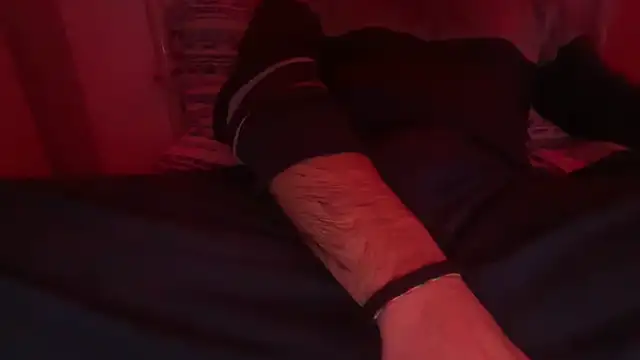 Aria Delmare online show from February 15, 9:55 pm