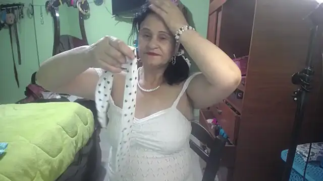 Snapshot of jazmin_mature_ chatting on November 29, 12:41 pm jazmin mature online show from November 29, 12:41 pm