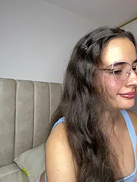 Snapshot of baaby-miiaa chatting on May 2, 2:27 am baaby-miiaa online show from May 2, 2:27 am