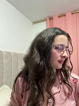 Snapshot of baaby-miiaa chatting on May 8, 11:37 am baaby-miiaa online show from May 8, 11:37 am