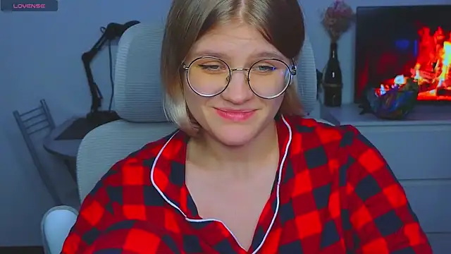  JessieVibes online show from February 16, 8:22 pm