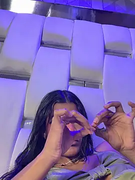 BriannaRoses online show from March 11, 3:23 am