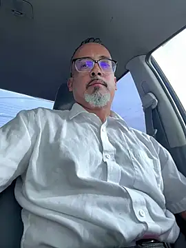 Snapshot of TheConfidentialClub chatting on January 20, 4:01 pm TheConfidentialClub online show from January 20, 4:01 pm