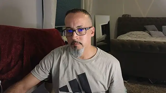 Snapshot of TheConfidentialClub chatting on February 22, 12:49 am TheConfidentialClub online show from February 22, 12:49 am